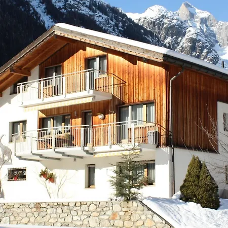 شقة Saphir By Interhome Fieschertal