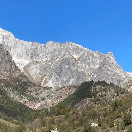 Saphir By Interhome شقة