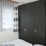 Apartment Saphir Eg Sued By Interhome *